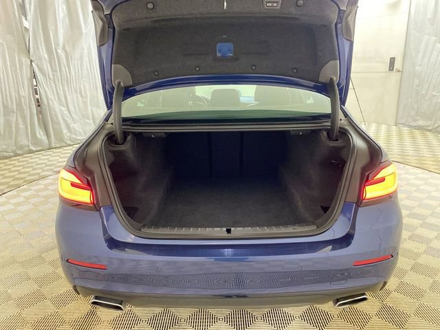 Used 2021 BMW 530i xDrive w/ Premium Package image 30