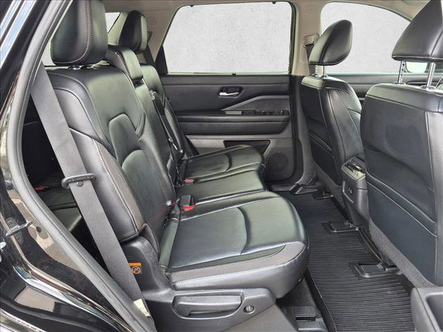 Used 2022 Nissan Pathfinder SL AWD/4WD image 21