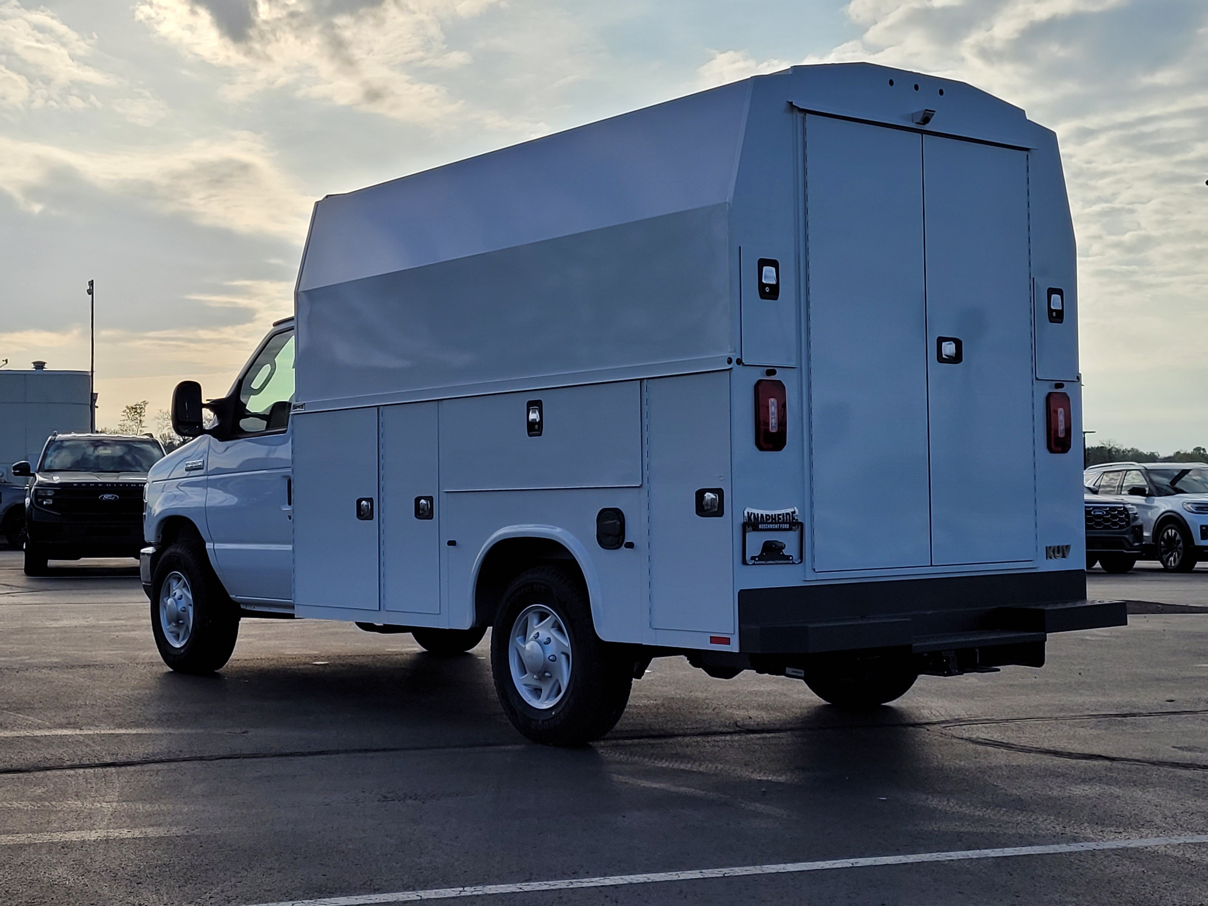 New 2026 Ford E-350 and Econoline 350 Super Duty w/ Power Equipment Group RWD image 5