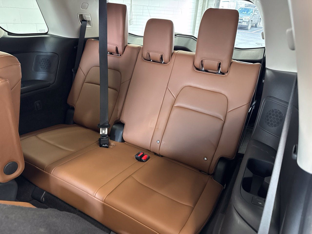Used 2025 Nissan Pathfinder Platinum AWD/4WD image 42