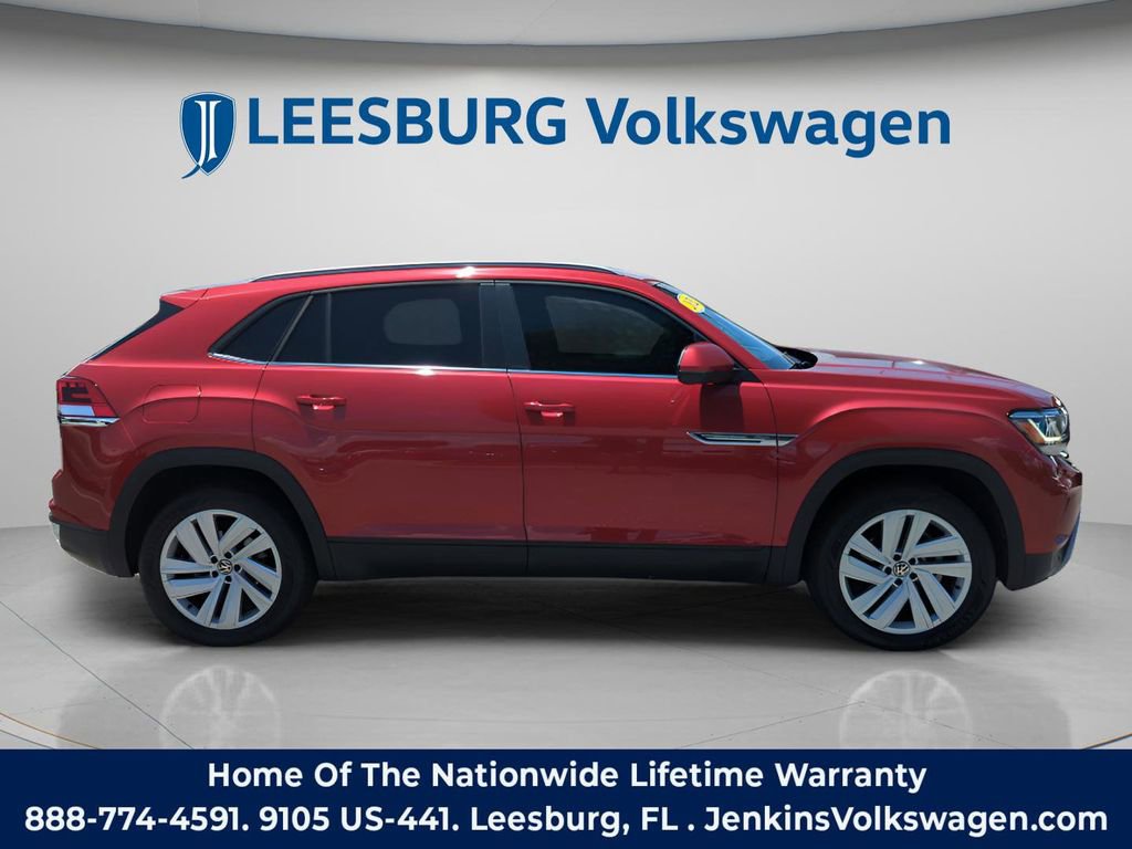Used 2022 Volkswagen Atlas Cross Sport SE FWD image 3