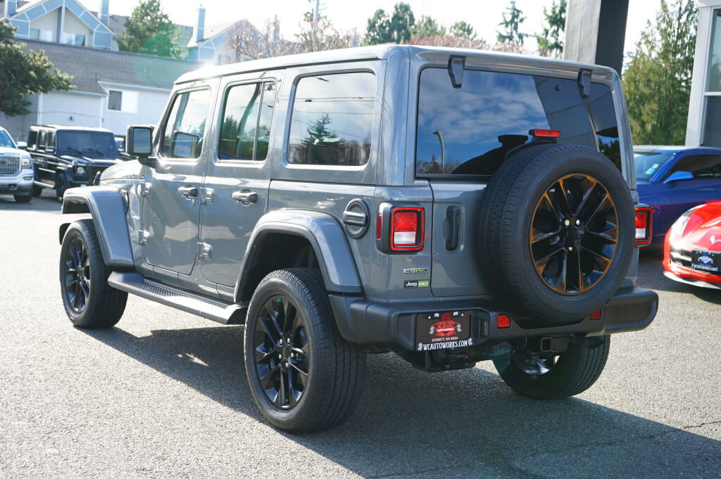 Used 2021 Jeep Wrangler Unlimited Sahara image 3