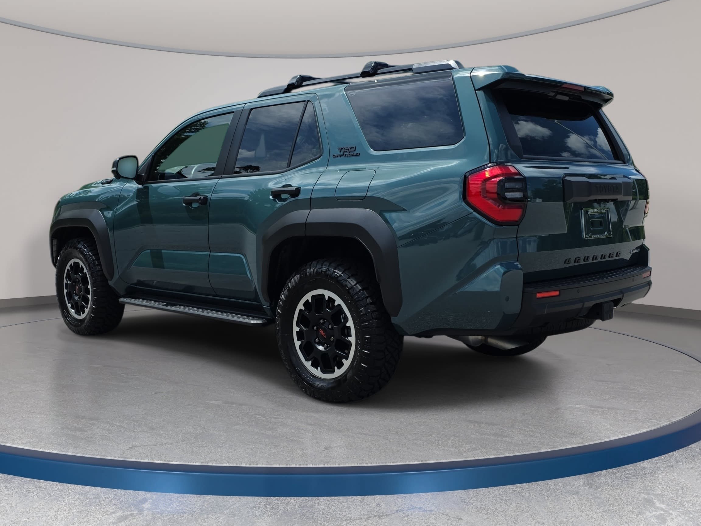 Used 2025 Toyota 4Runner TRD Off-Road Premium AWD/4WD image 7