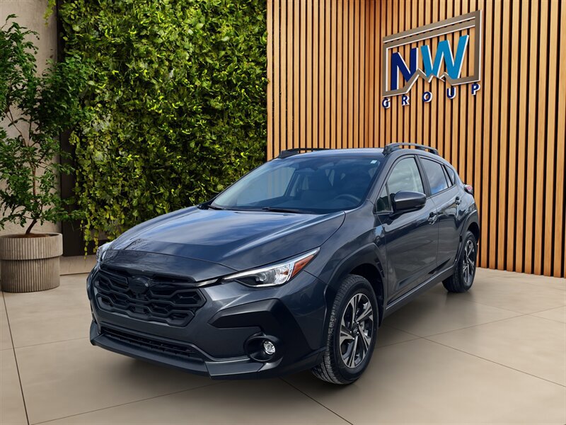 Used 2025 Subaru Crosstrek 2.0i Premium AWD/4WD image 3