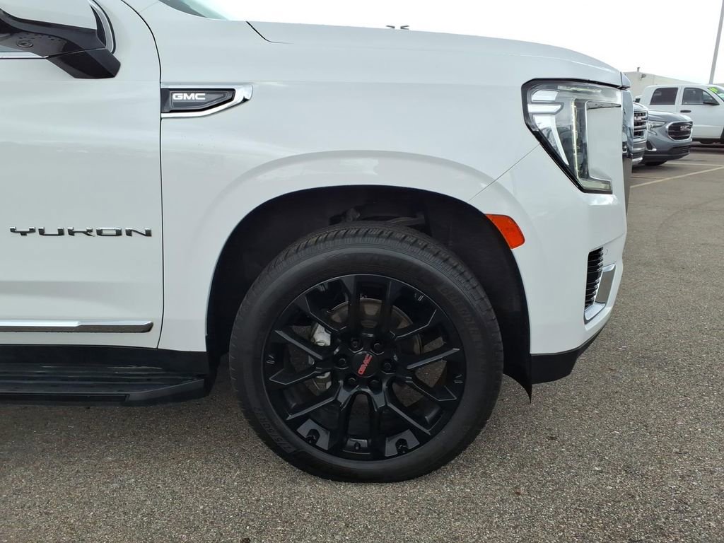 Used 2022 GMC Yukon SLT w/ SLT Premium Package AWD/4WD image 27