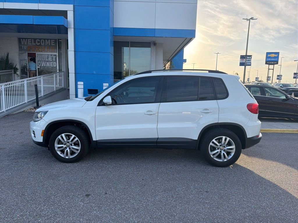 Used 2017 Volkswagen Tiguan S FWD image 9