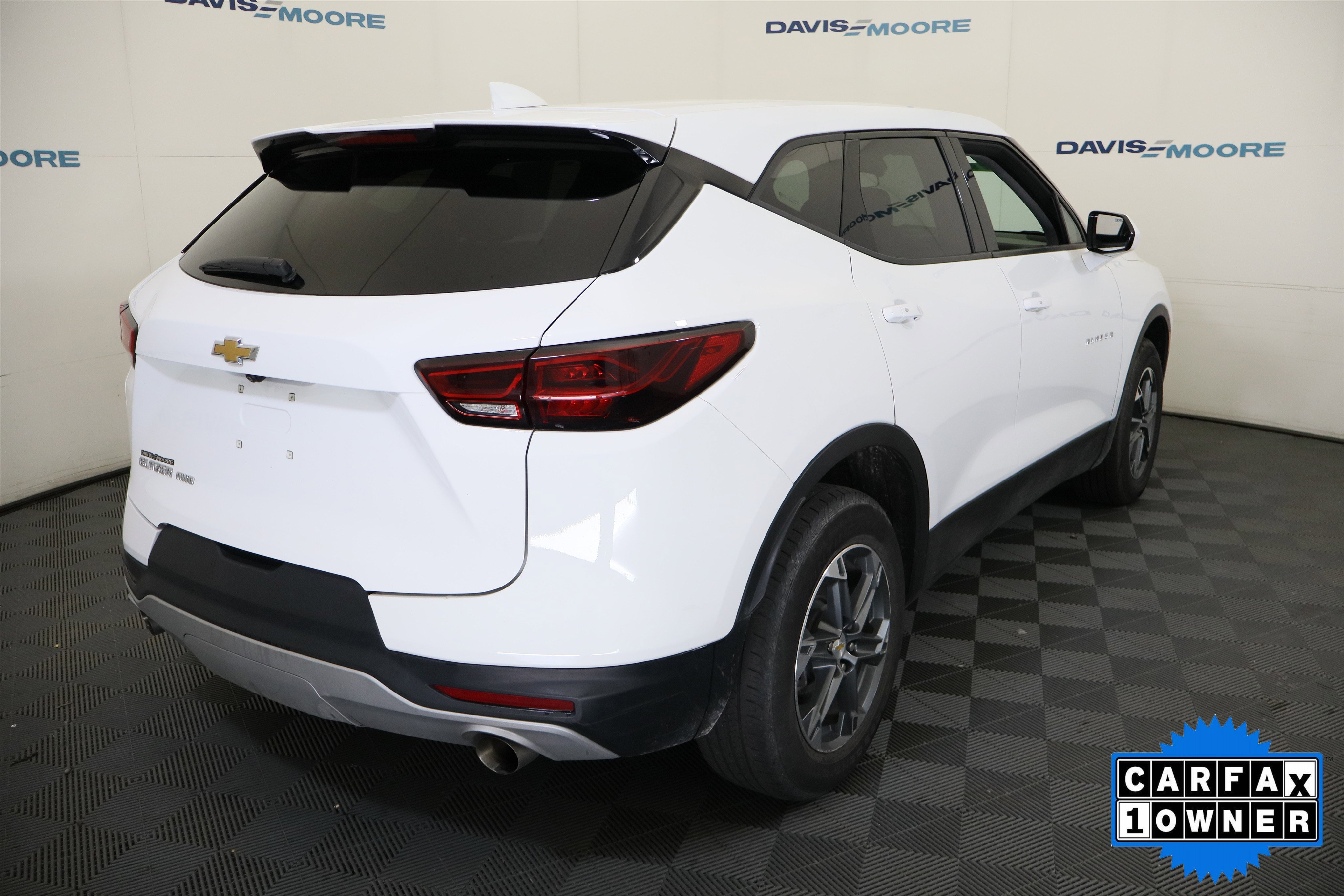 Used 2025 Chevrolet Blazer LT AWD/4WD image 6