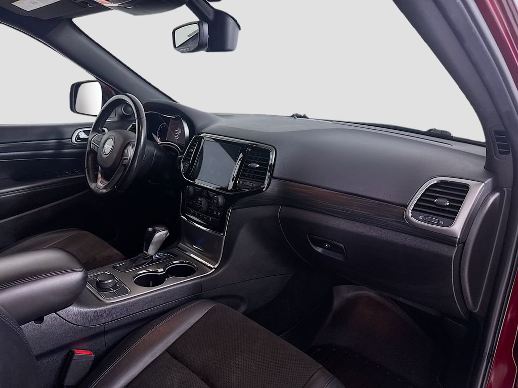 Used 2020 Jeep Grand Cherokee Altitude image 23