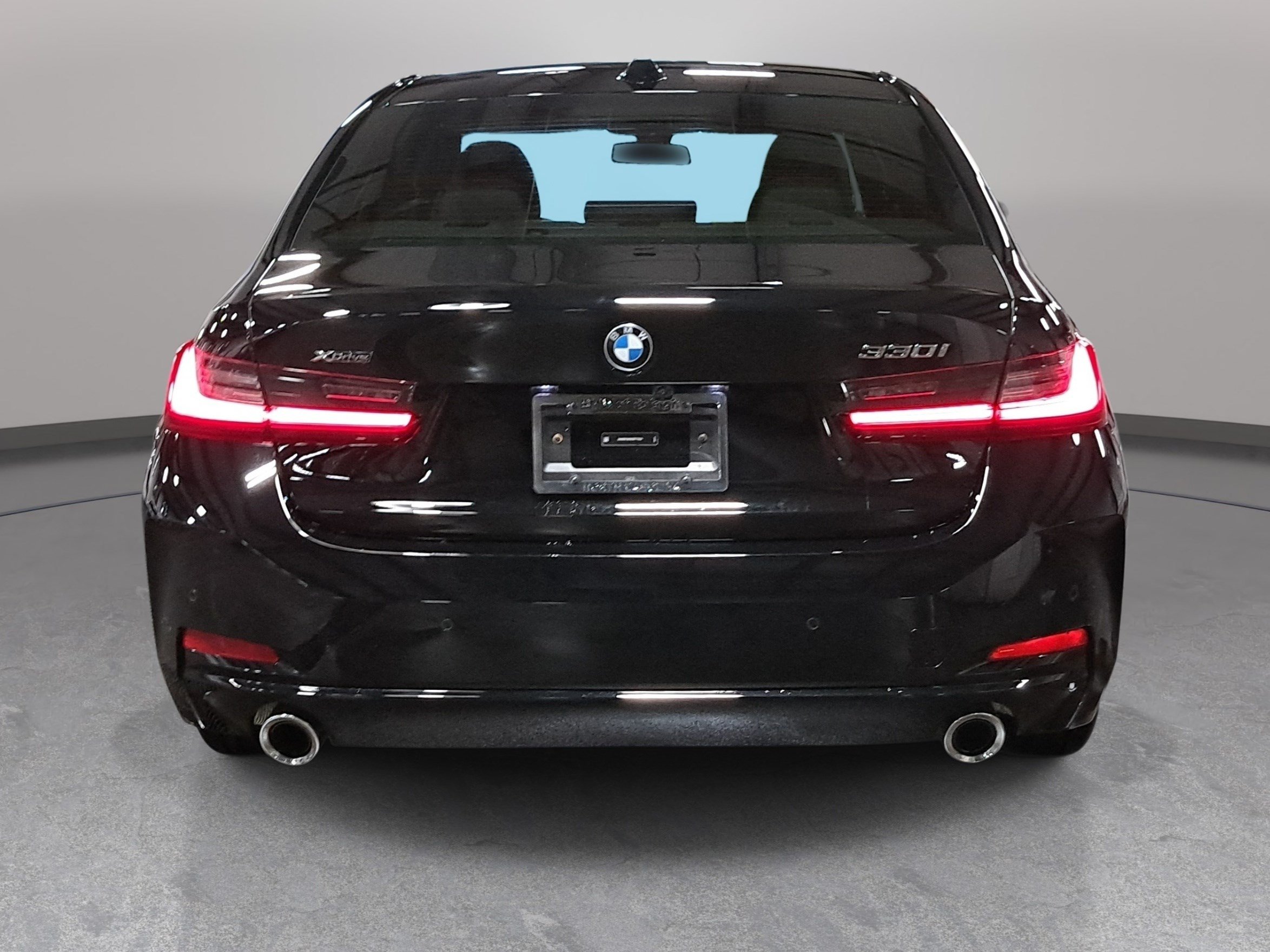 Used 2025 BMW 330i xDrive Sedan w/ Convenience Package AWD/4WD image 7