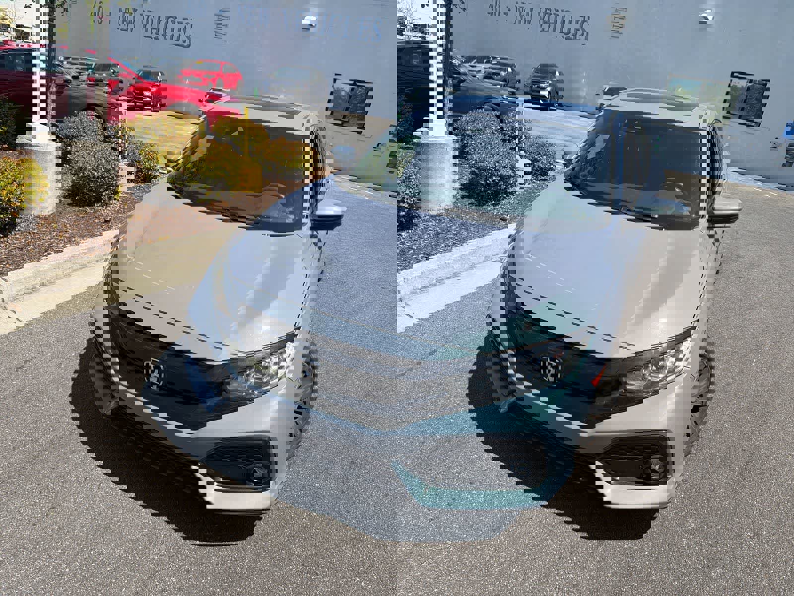 Used 2019 Honda Civic EX image 3