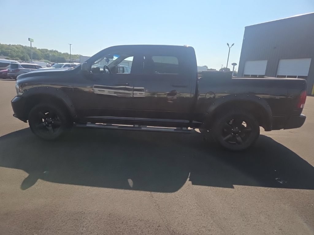 Used 2014 RAM 1500 Express w/ Black Ram 1500 Express Group RWD image 5