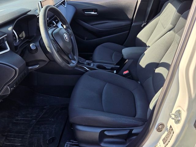 Used 2021 Toyota Corolla LE image 9