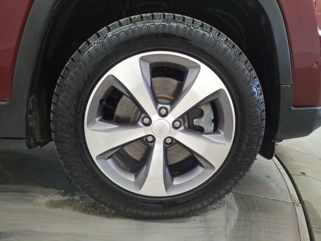 Used 2021 Jeep Cherokee Limited w/ Elite Package image 37