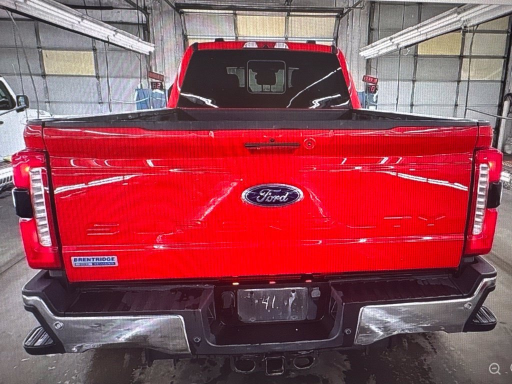Used 2024 Ford F350 Lariat w/ Lariat Ultimate Package AWD/4WD image 4