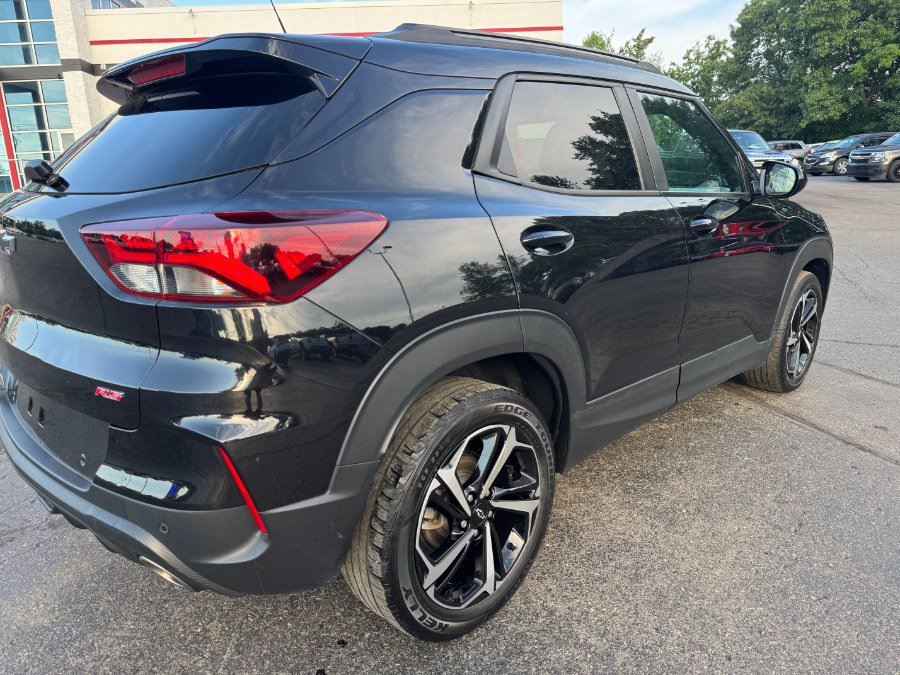 Used 2021 Chevrolet TrailBlazer RS w/ Convenience Package FWD image 11