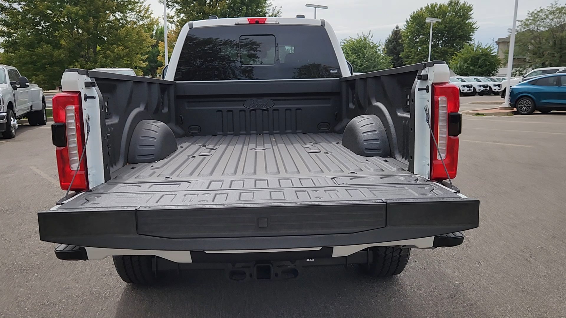 New 2026 Ford F350 Lariat w/ Black Appearance Package AWD/4WD image 38