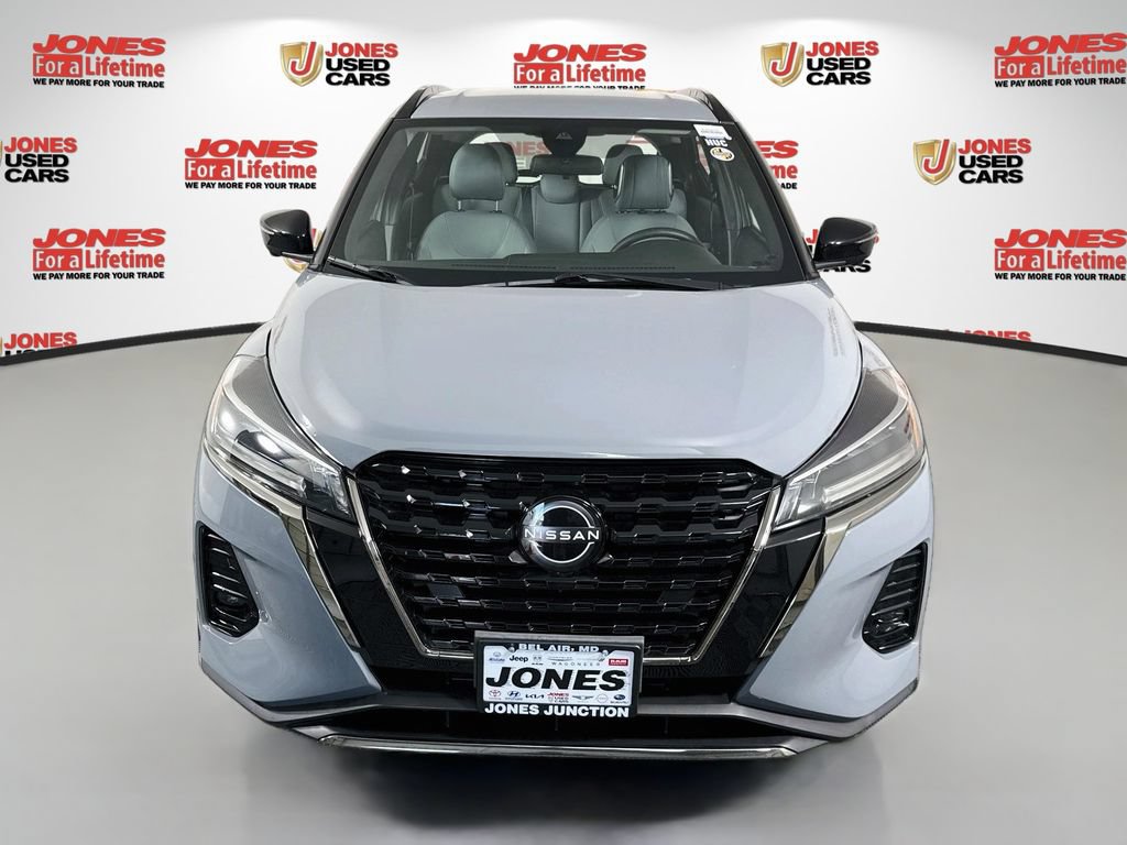 Certified 2023 Nissan Kicks SR w/ SR Premium Package FWD image 11