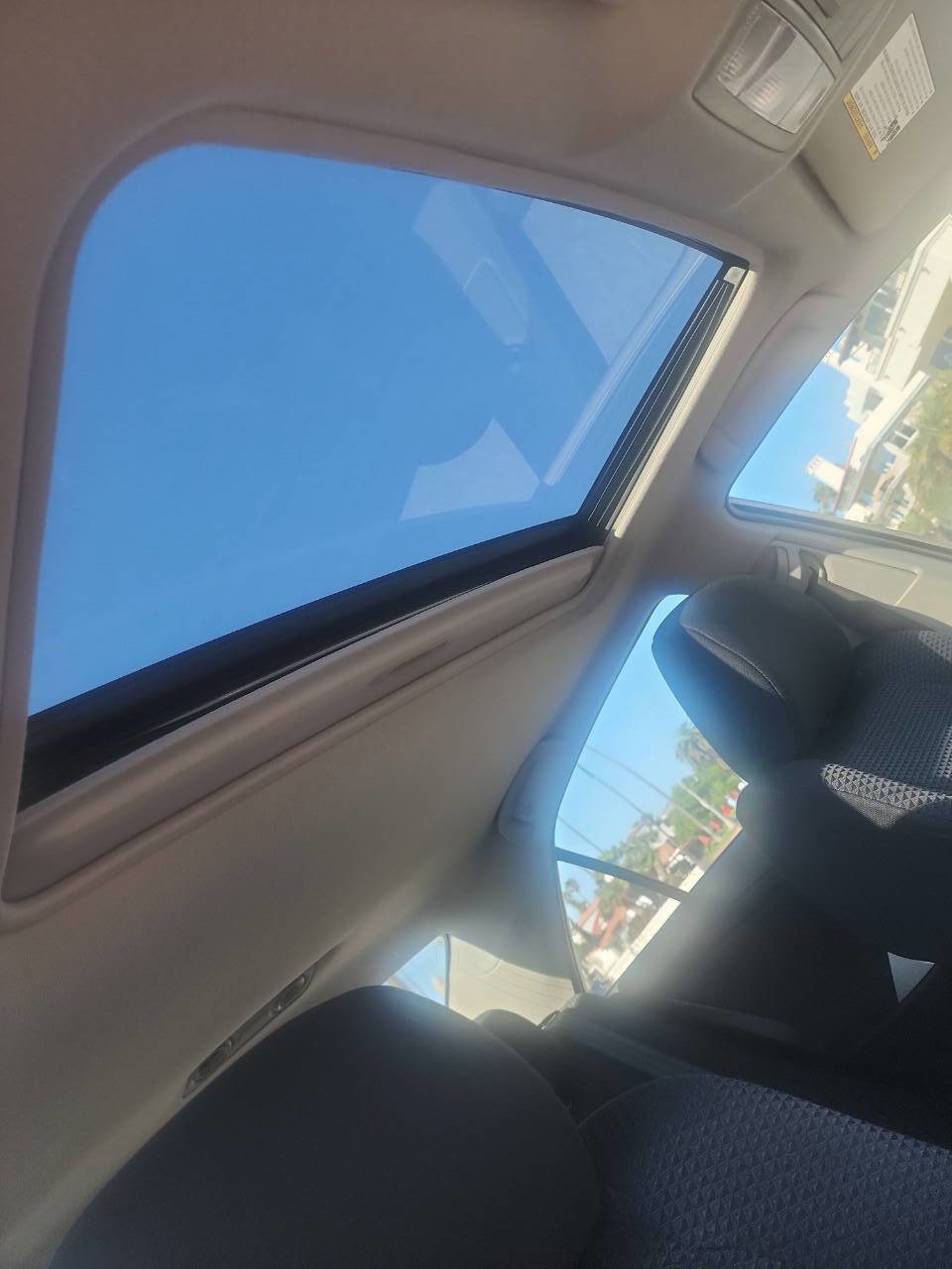 Used 2011 Toyota Camry SE w/ SE Extra-Value Pkg #1 image 12