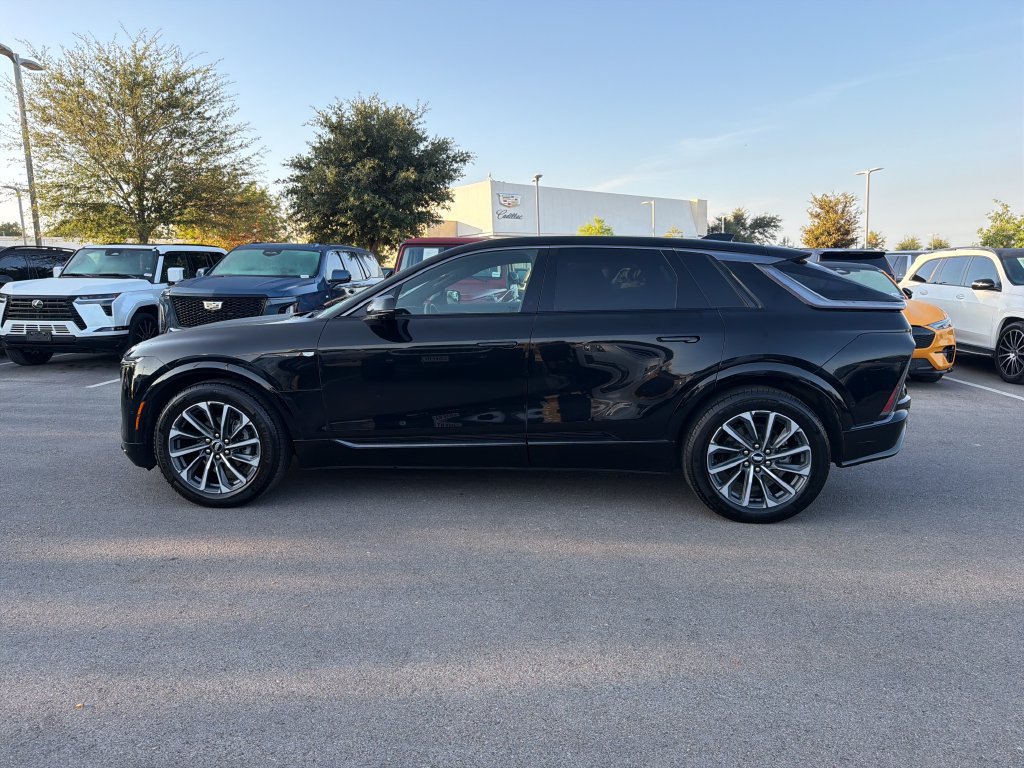 Certified 2024 Cadillac Lyriq Sport AWD/4WD image 5