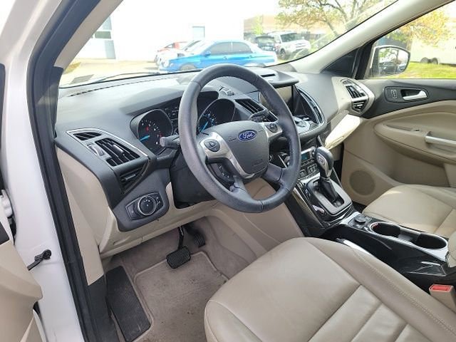 Used 2015 Ford Escape Titanium w/ Equipment Group 301A image 9