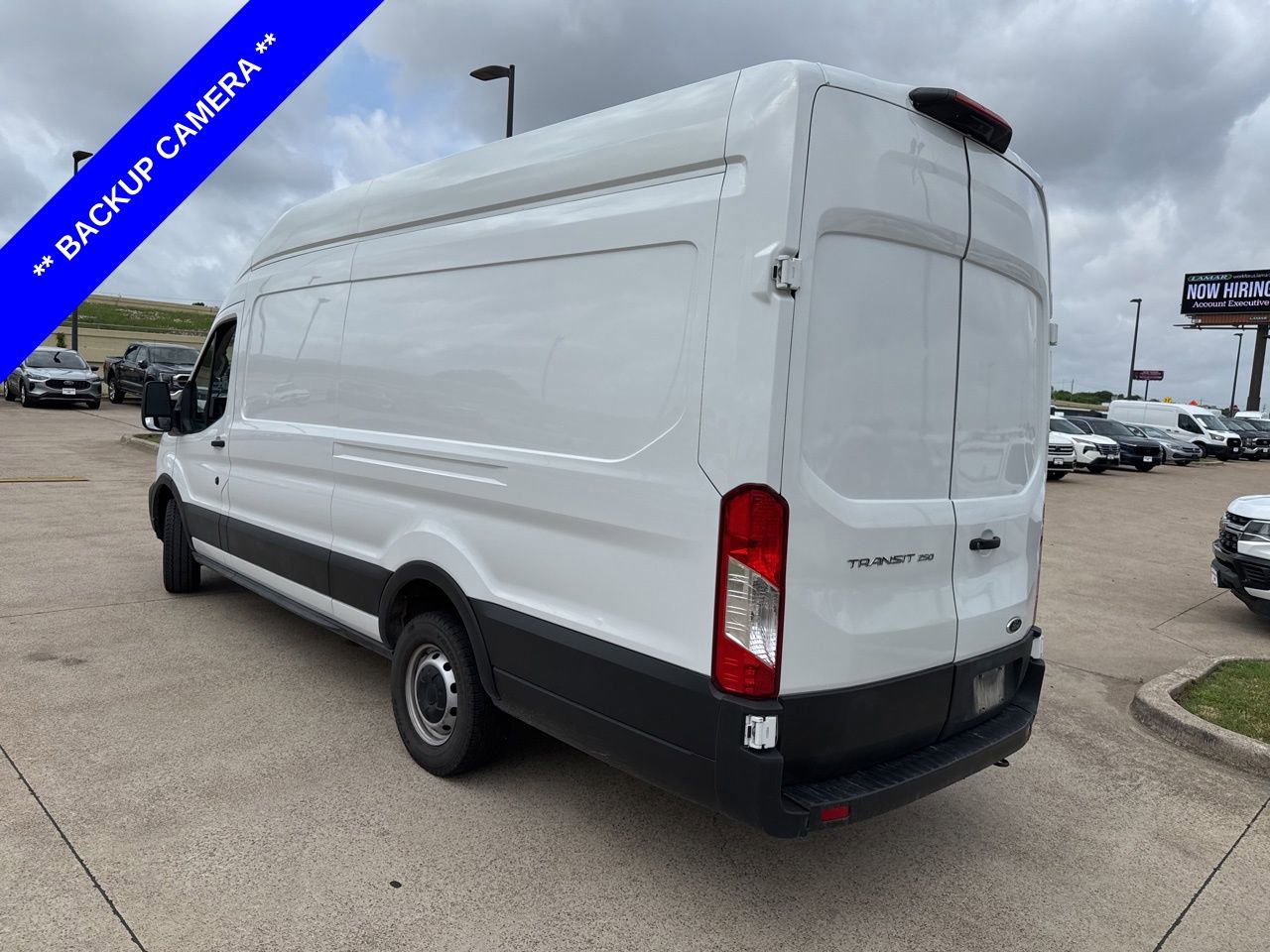 Used 2023 Ford Transit 250 148 High Roof Extended image 6