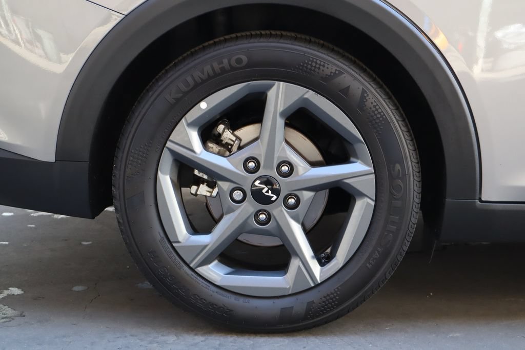 Used 2025 Kia K4 FWD image 11