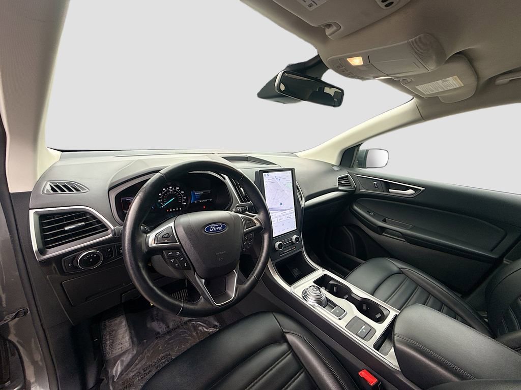 Used 2023 Ford Edge SEL w/ Convenience Package image 9
