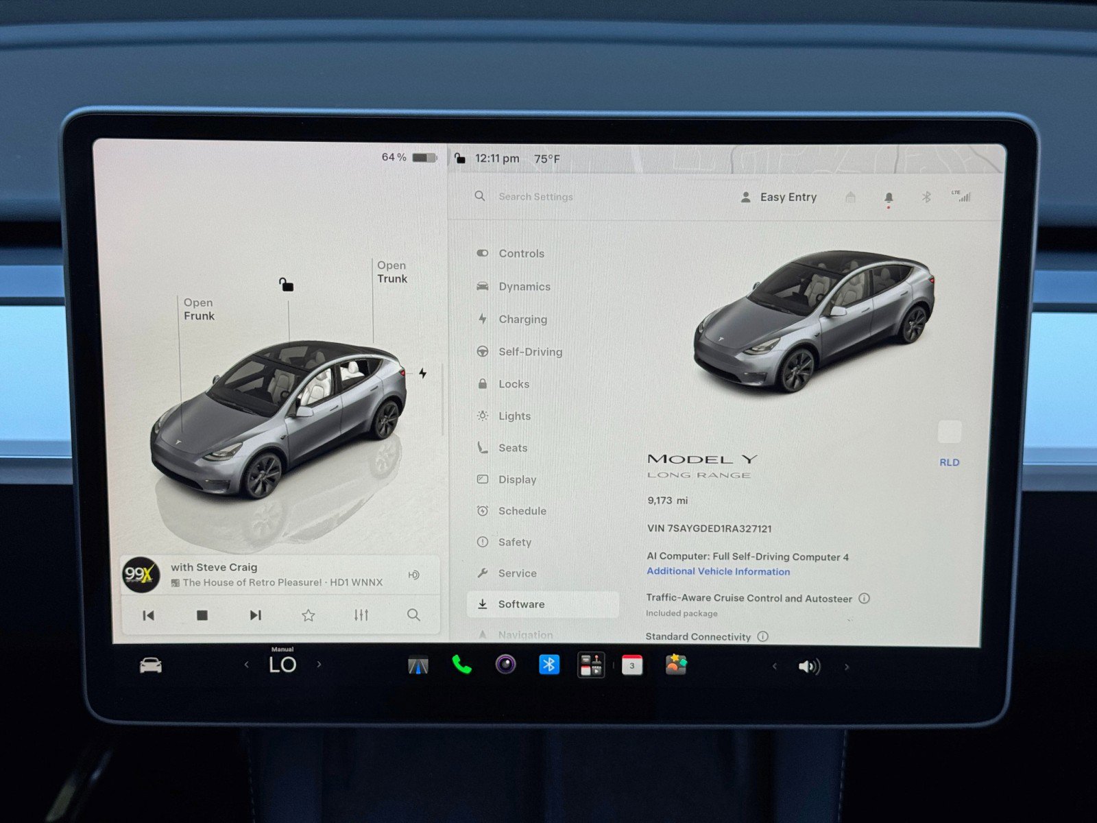 Used 2024 Tesla Model Y Long Range RWD image 30
