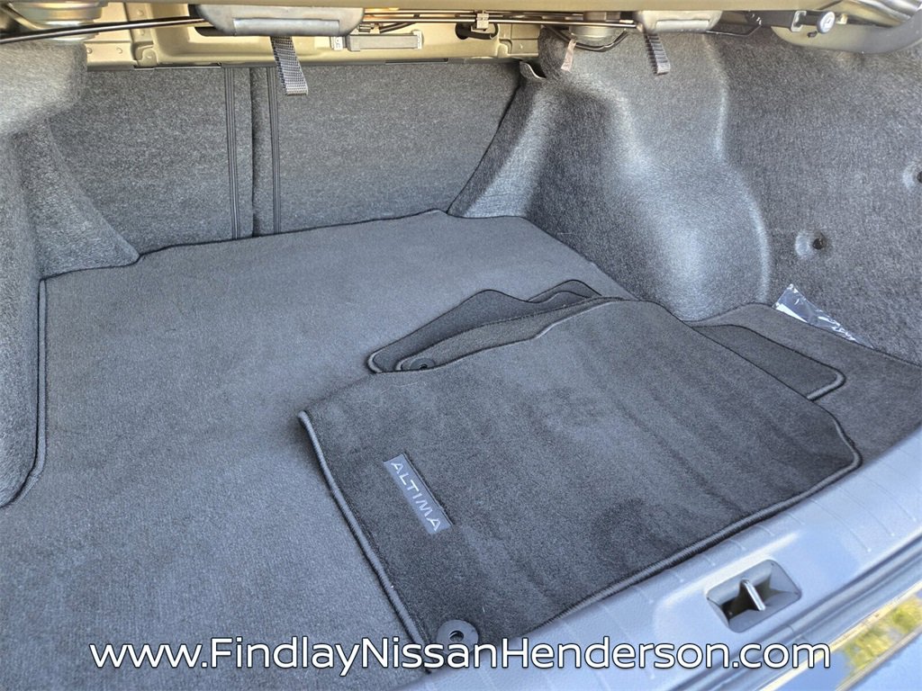 Used 2025 Nissan Altima 2.5 S image 14