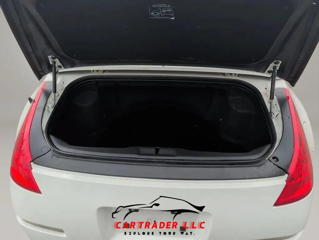 Used 2007 Nissan 350Z Touring RWD image 21