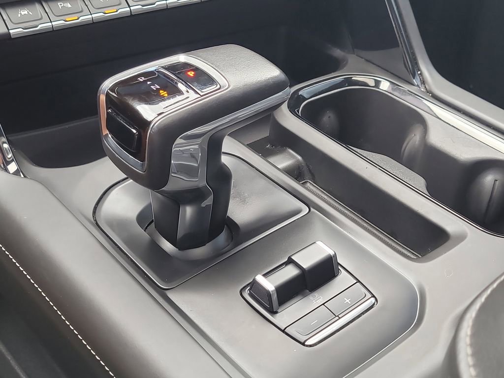 Used 2022 GMC Sierra 1500 AT4X image 25