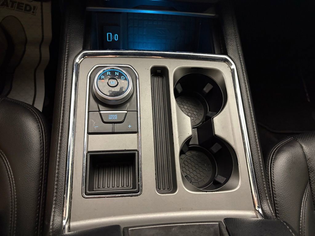 Used 2020 Ford Expedition XLT w/ Equipment Group 202A RWD image 32