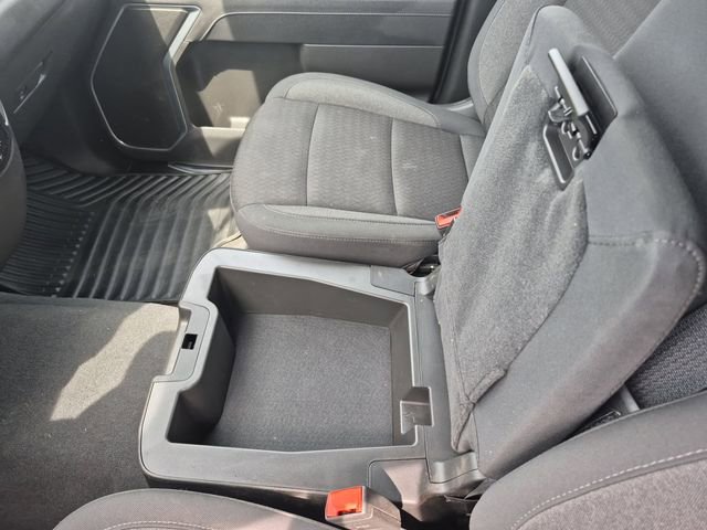 Used 2025 Chevrolet Silverado 2500 LT w/ Convenience Package image 27