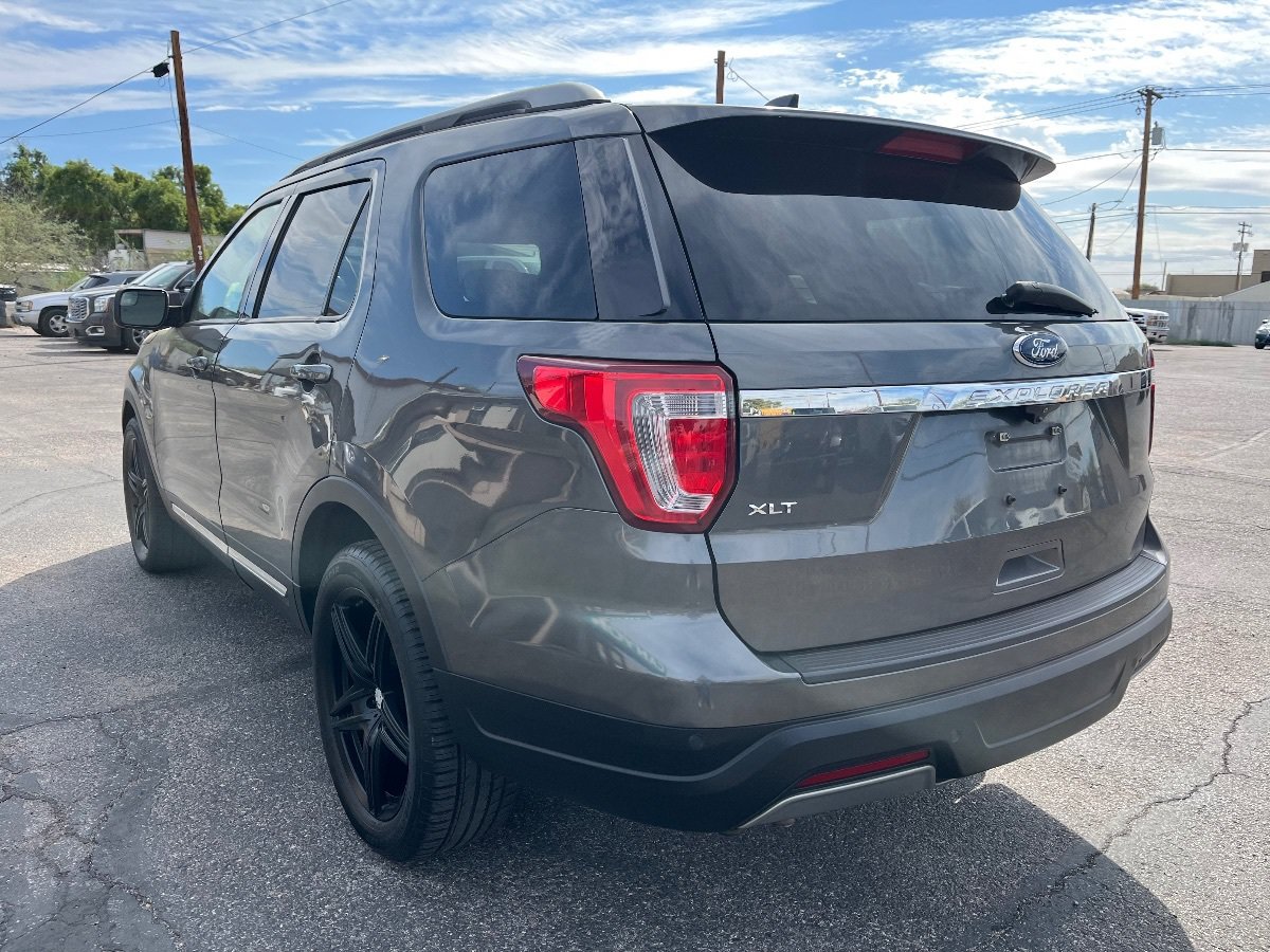 Used 2019 Ford Explorer XLT FWD image 7