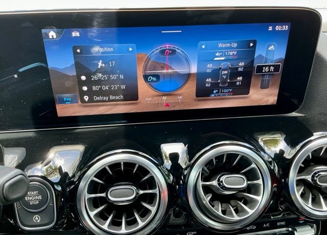 Used 2025 Mercedes-Benz GLA 35 AMG 4MATIC image 37