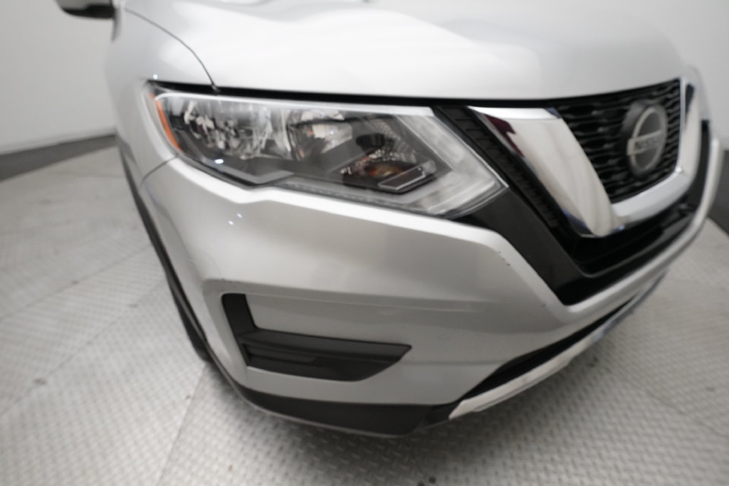 Used 2020 Nissan Rogue S AWD/4WD image 22