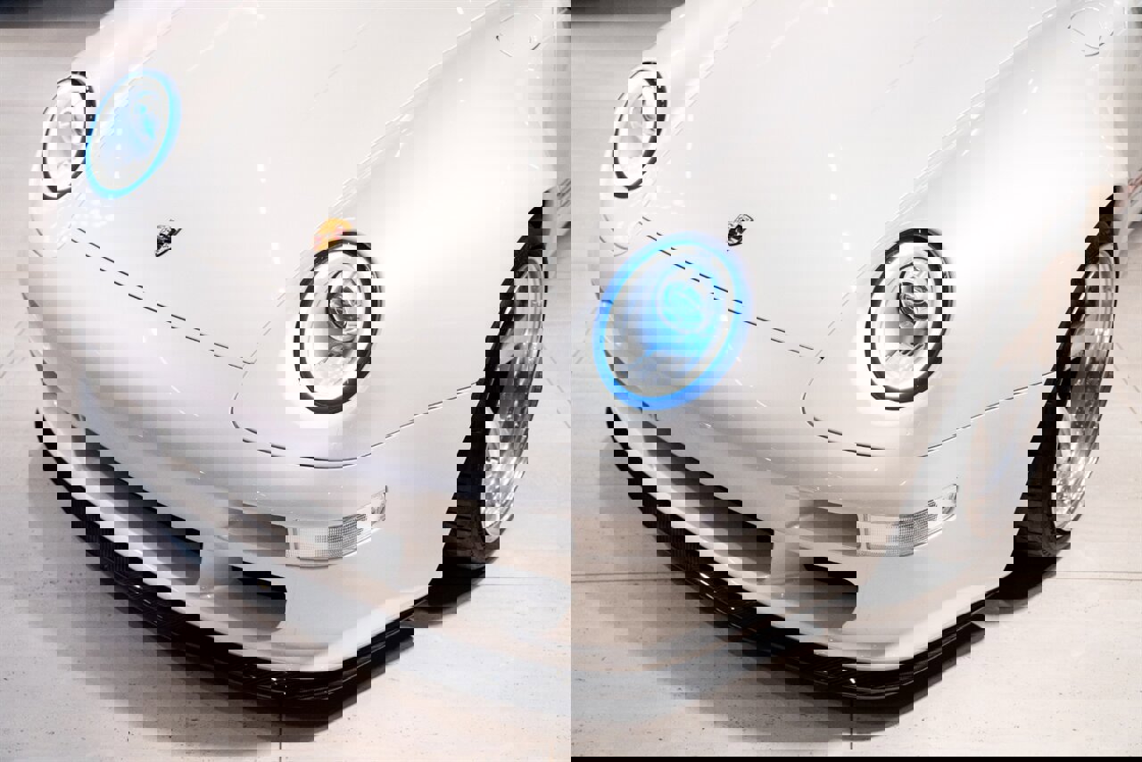 Used 1995 Porsche 911 Carrera image 6