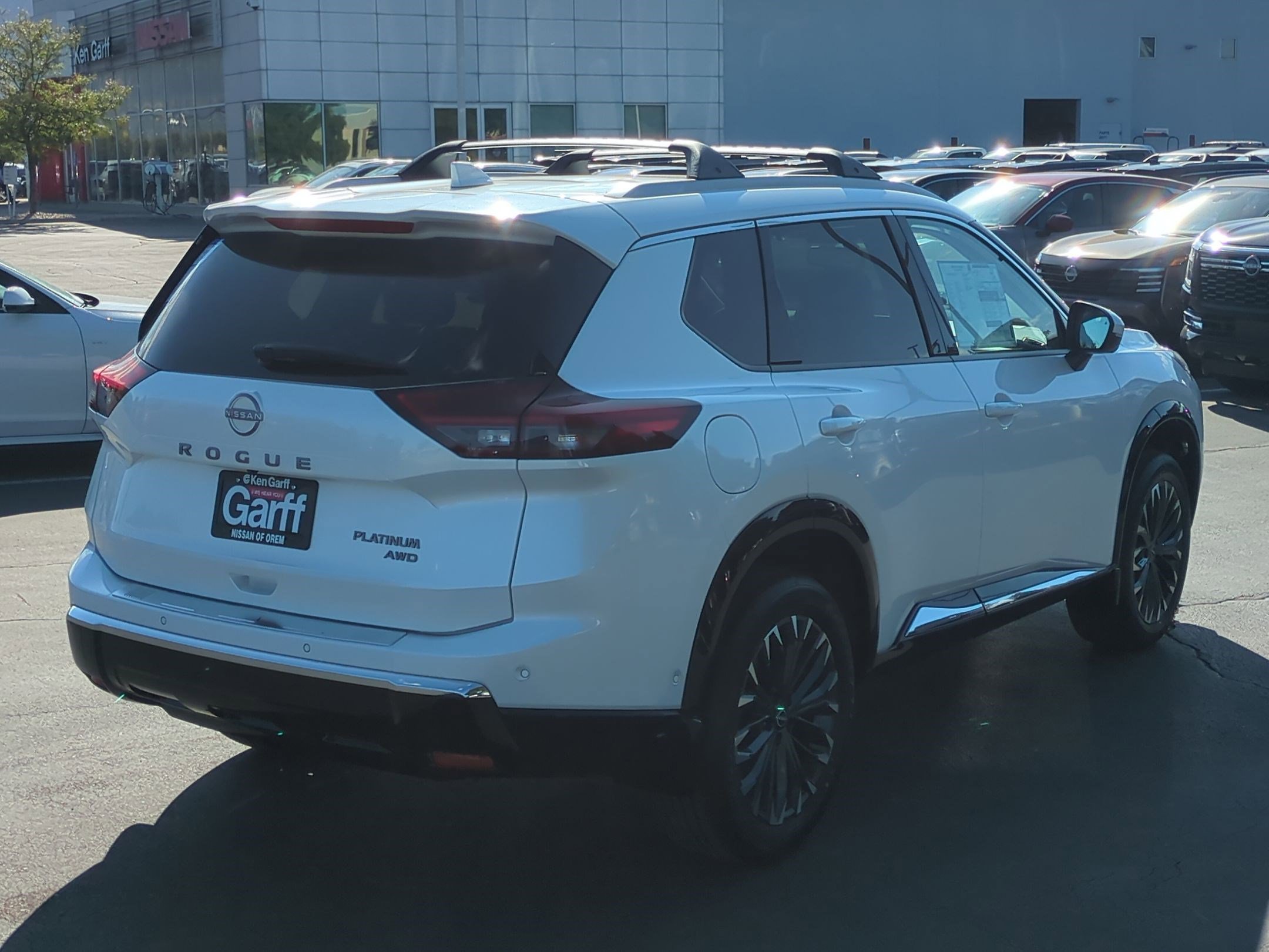 New 2026 Nissan Rogue Platinum image 3