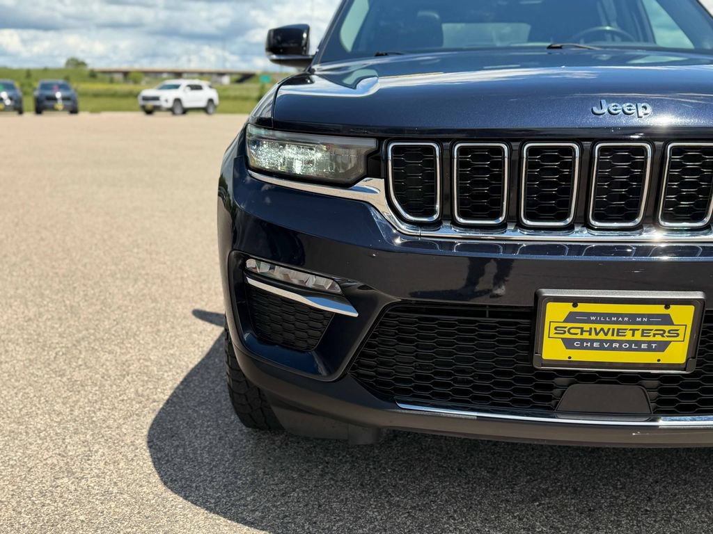 Used 2024 Jeep Grand Cherokee Limited 4xe AWD/4WD image 3