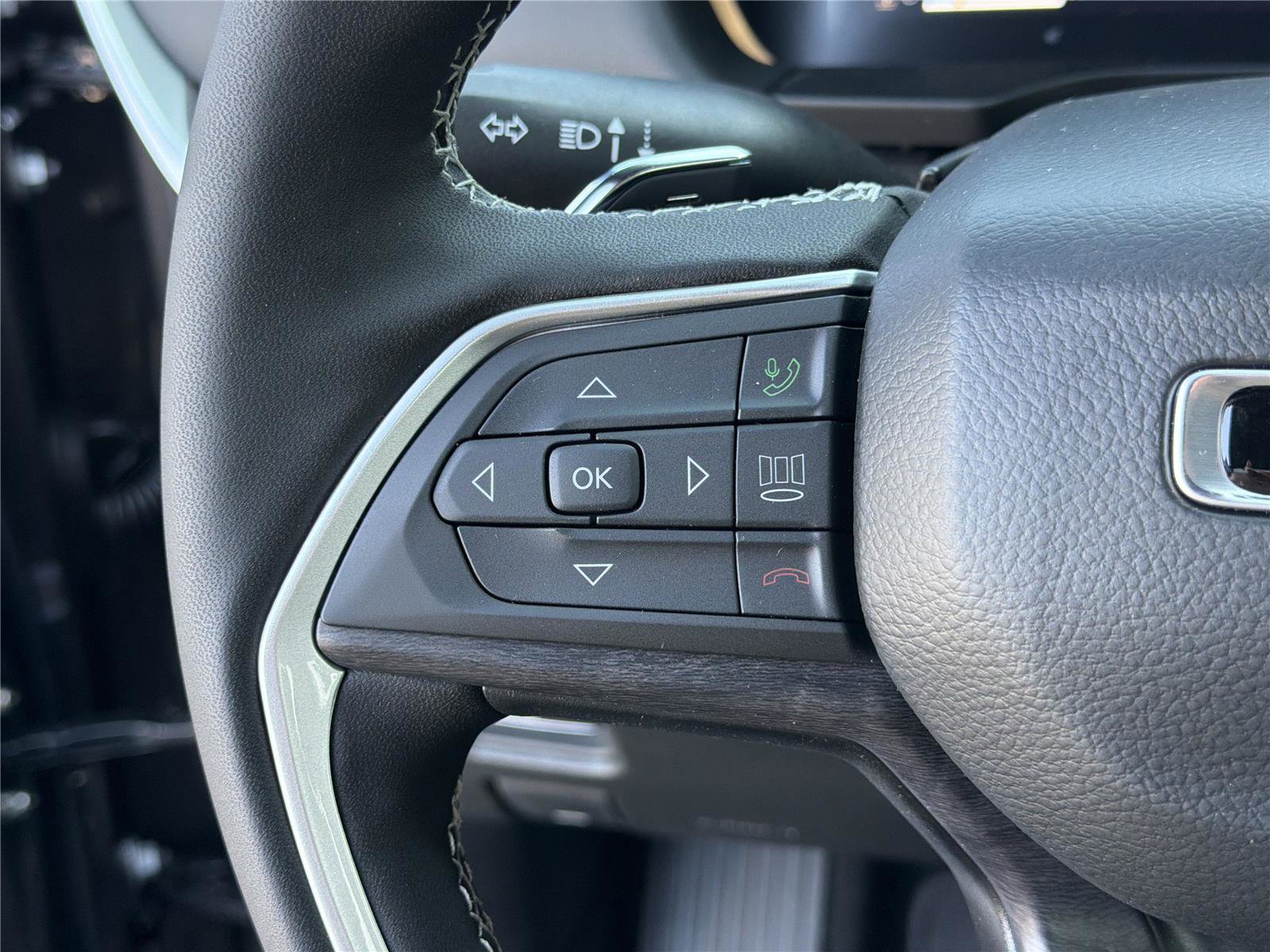 New 2025 Jeep Grand Cherokee Limited image 26