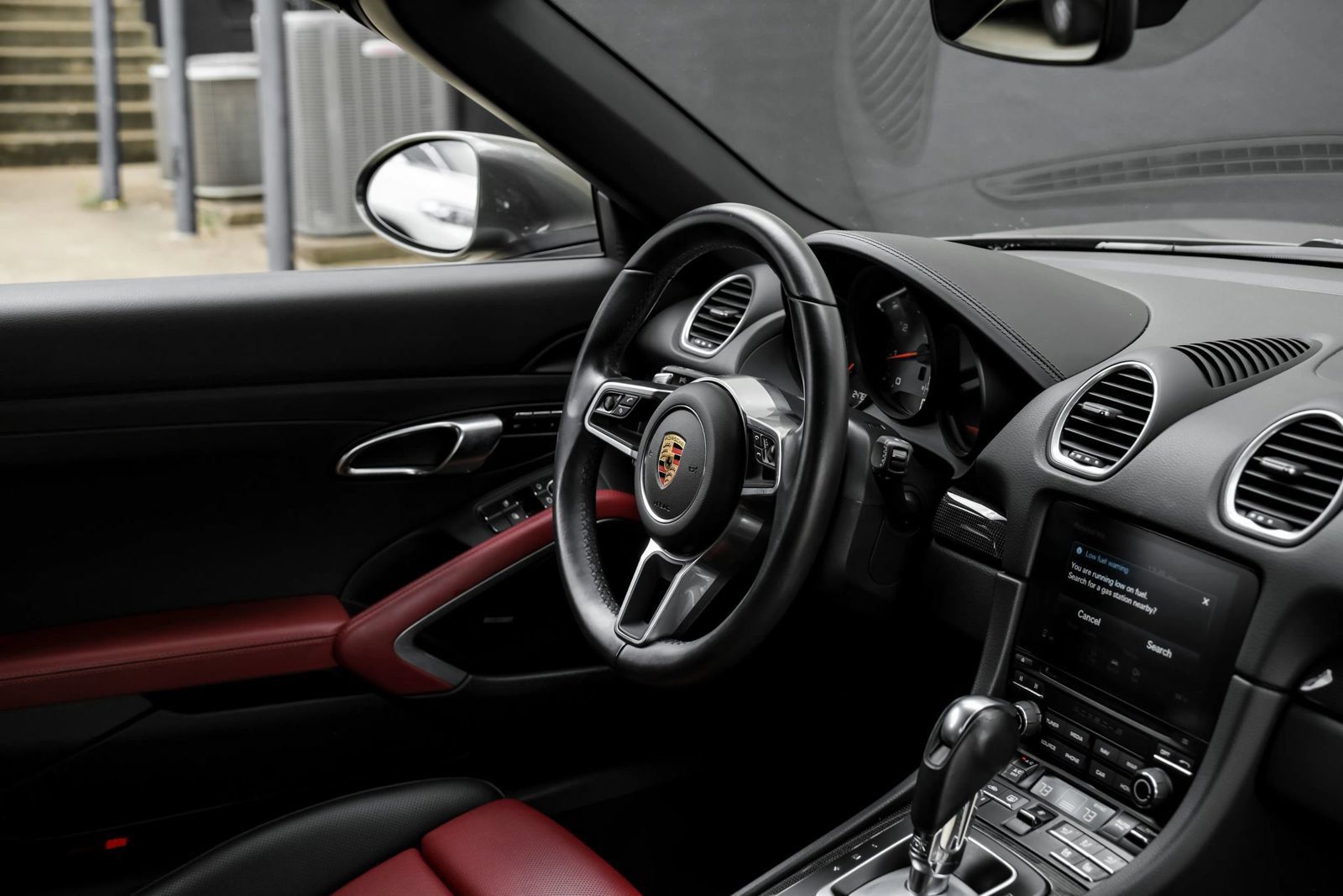 Used 2021 Porsche 718 Boxster S RWD image 25