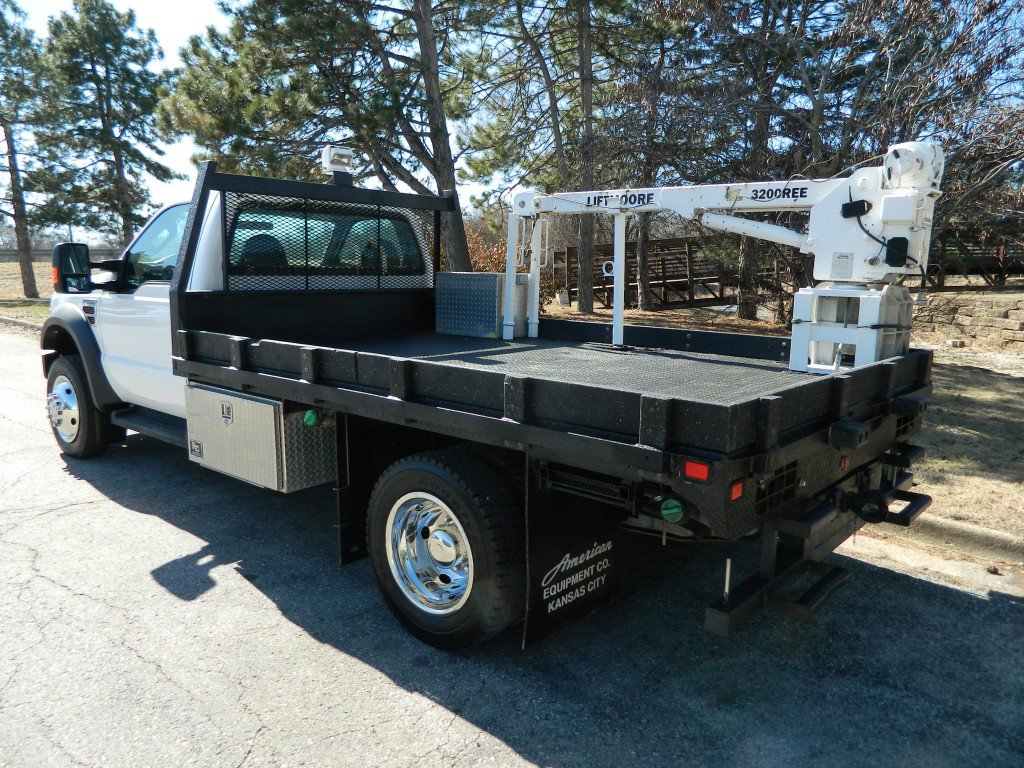 Used 2009 Ford F550 2WD Regular Cab Super Duty image 6