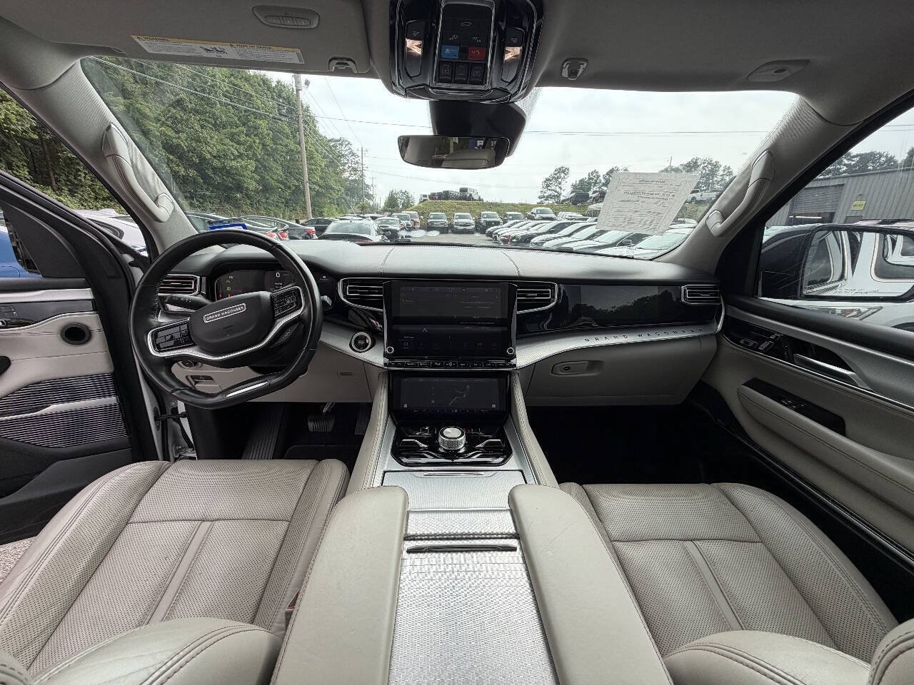 Used 2022 Jeep Grand Wagoneer Series I AWD/4WD image 17
