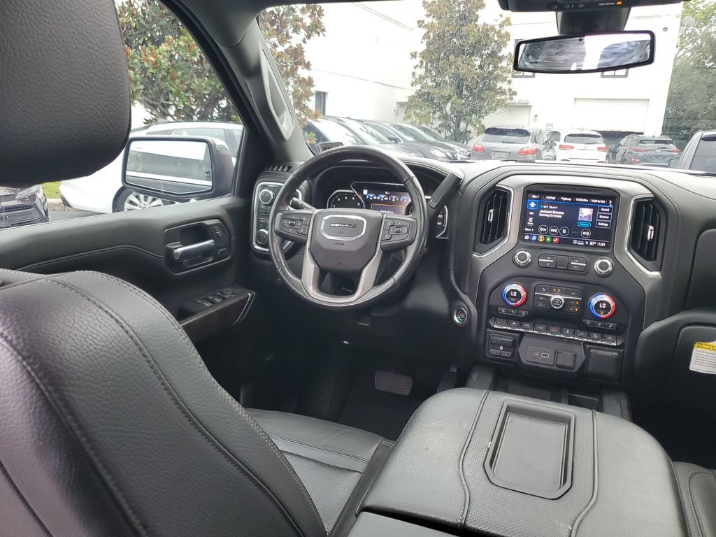 Used 2022 GMC Sierra 1500 Denali w/ Denali Premium Package AWD/4WD image 15