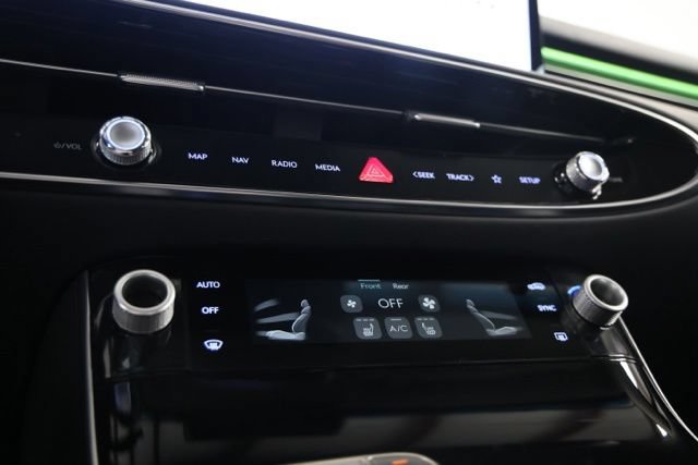 New 2026 Genesis GV70 2.5T AWD/4WD image 28