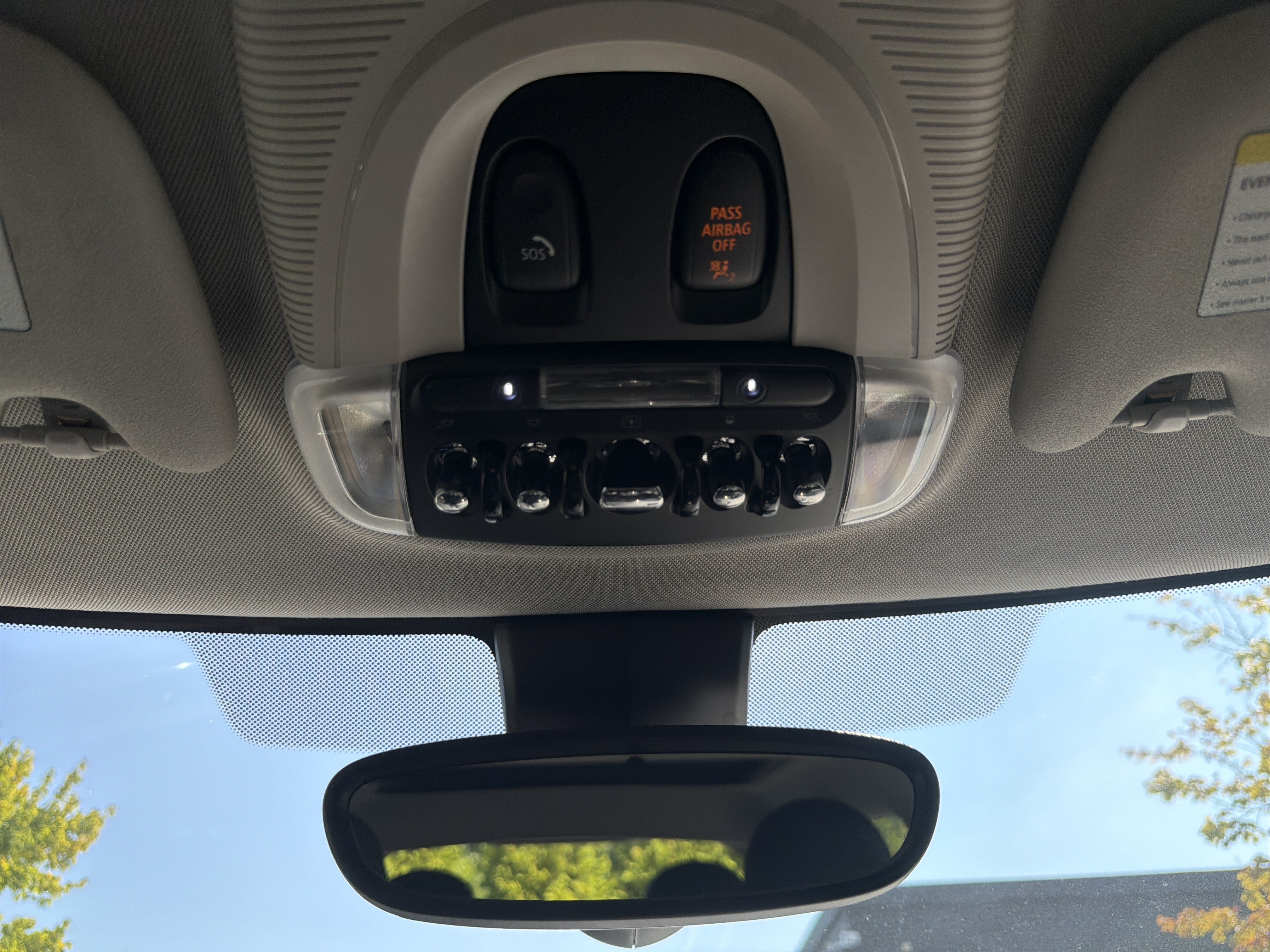 Used 2024 MINI Cooper SE FWD image 23