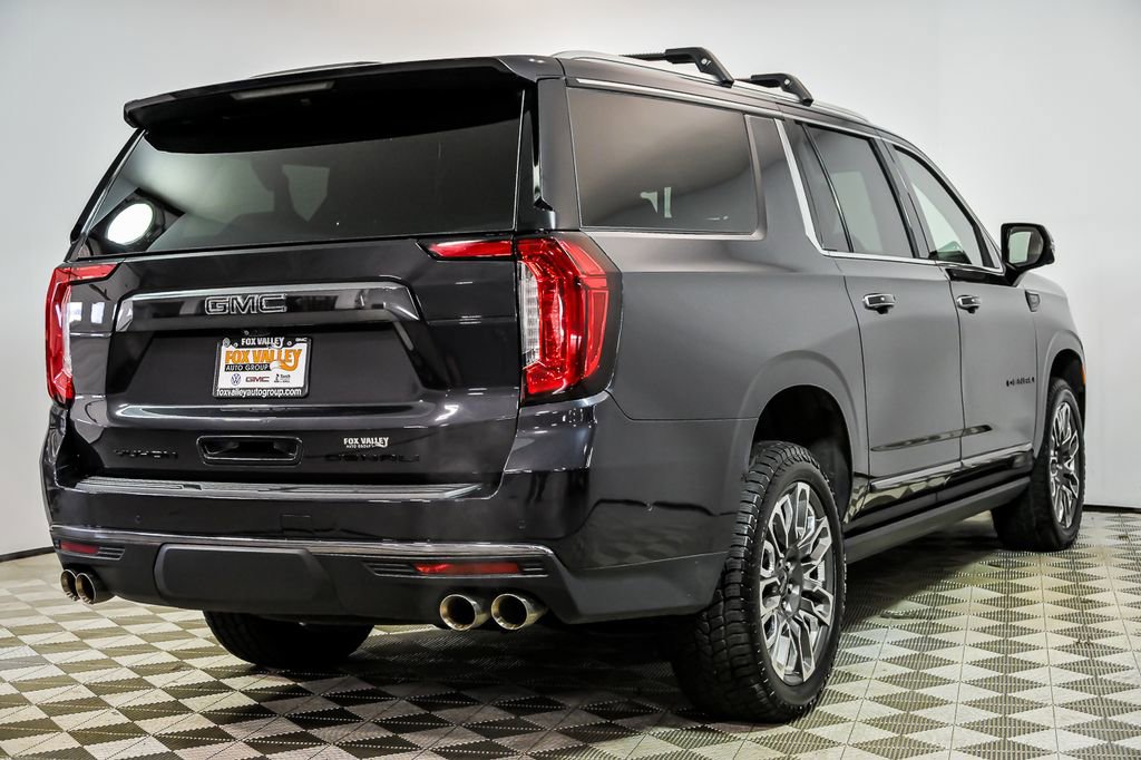 Used 2023 GMC Yukon XL Denali Ultimate image 7