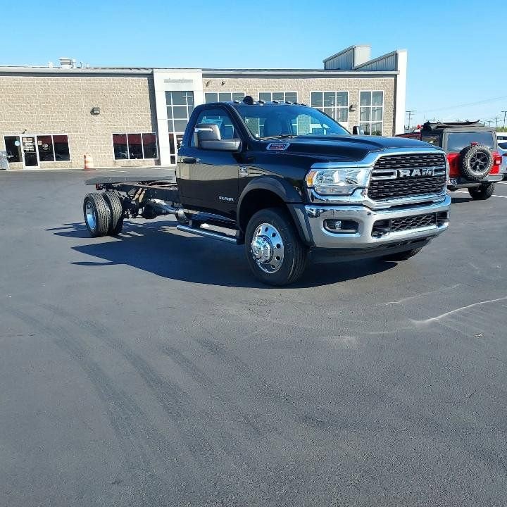 New 2024 RAM 5500 SLT w/ Quick Order Package 2YG SLT AWD/4WD image 12