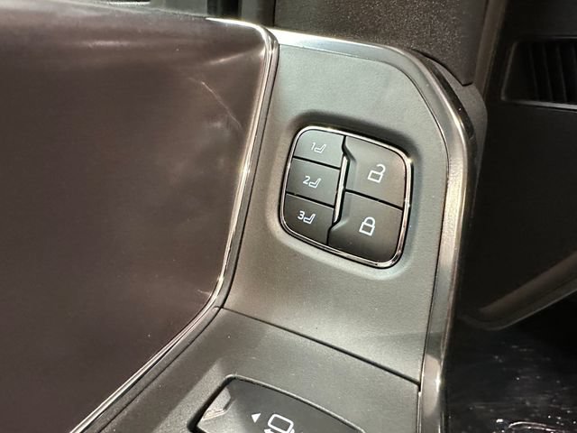 New 2027 Ford F250 Platinum AWD/4WD image 9