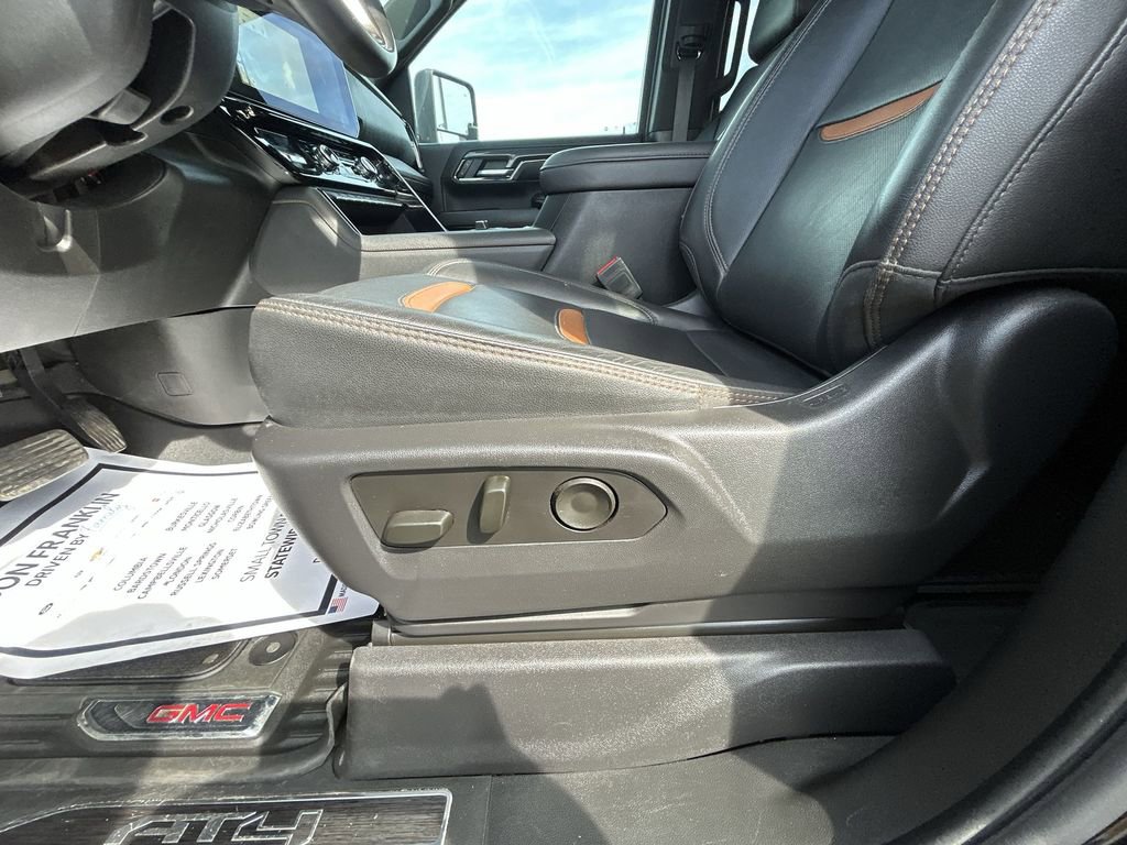 Used 2024 GMC Sierra 2500 AT4 AWD/4WD image 18